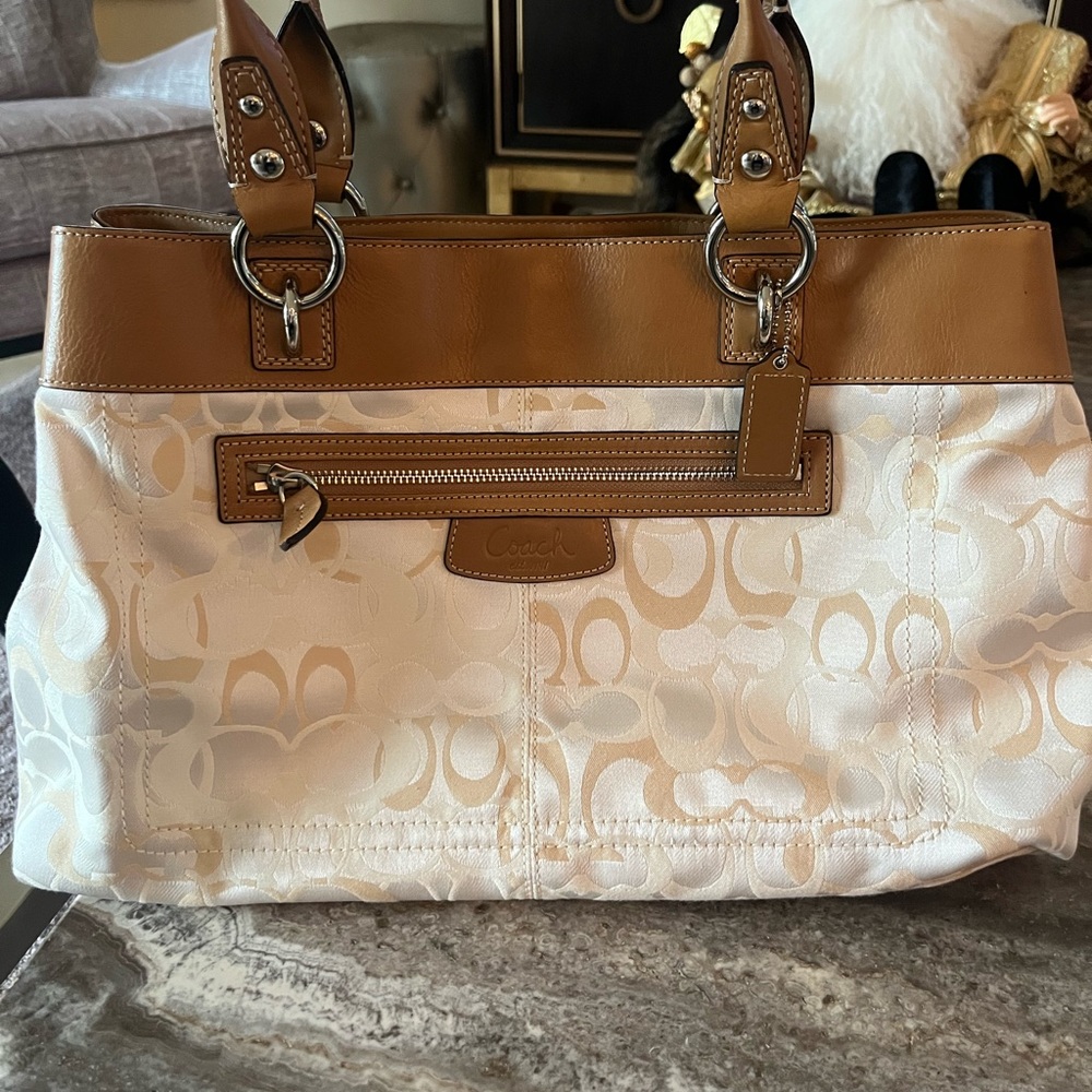 Coach Shoulder Bag